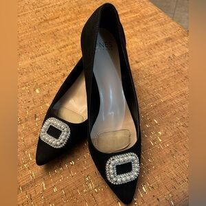 WOMEN'S JONES NEW YORK CHARMER PUMPS